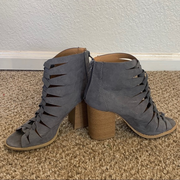 ❌SOLD❌ - Picture 2 of 3